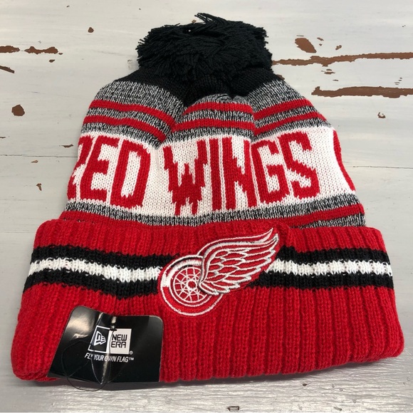 New Era Red Wings Pom Beanie - Picture 2 of 6